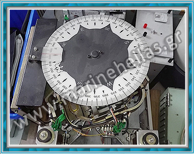 • Ενσωματωμένα δίκτυα VTMIS, AIS.<br>
• Embedded VTMIS, AIS networks.
